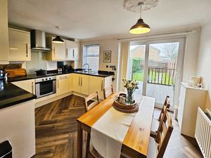 Photo 7- click for photo gallery